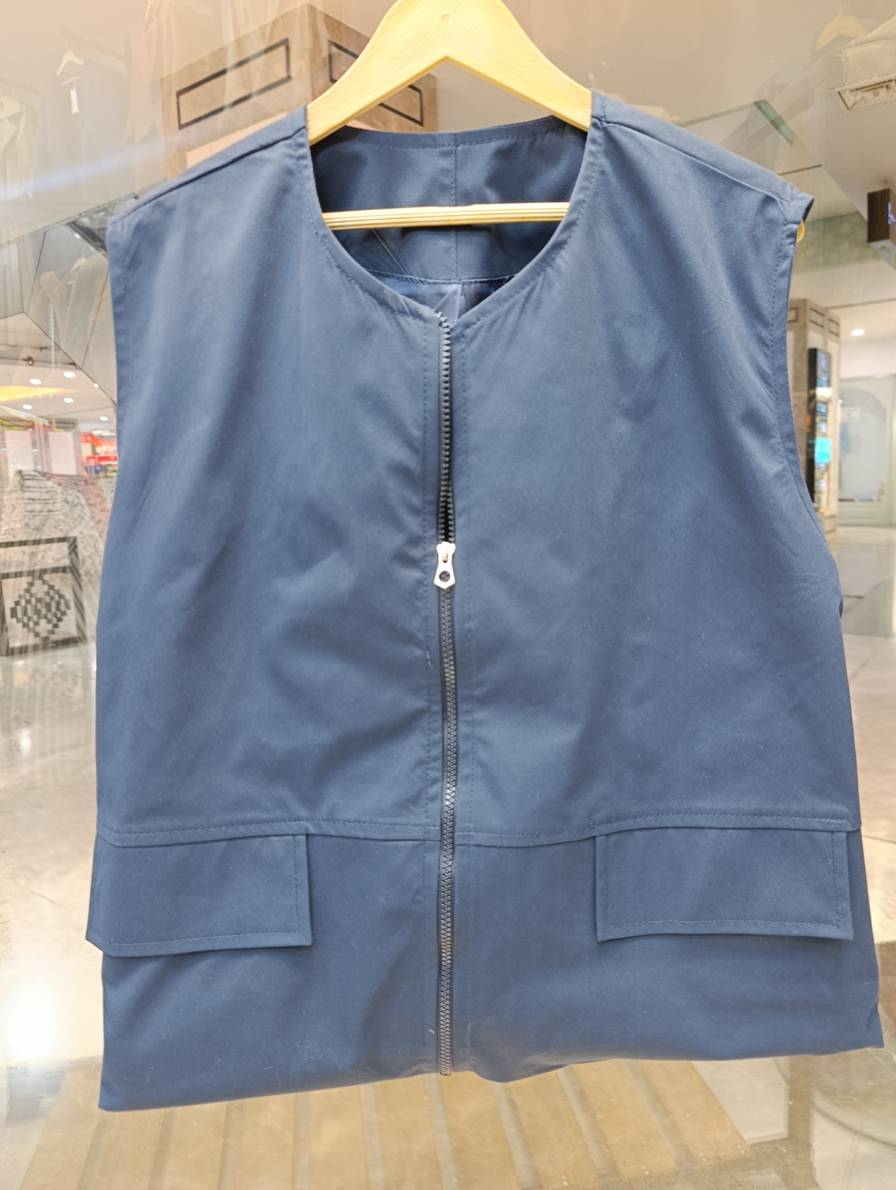 وست داخل استر